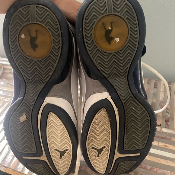 Nike Jordan Team Strong athletic shoes - Picture 5 of 8